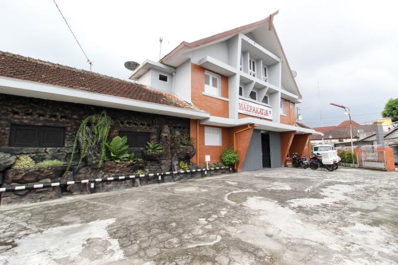 Reddoorz Near Rs Sarjito Yogyakarta Hotel Exterior photo
