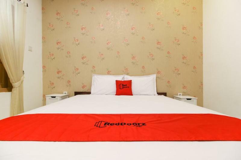 Reddoorz Near Rs Sarjito Yogyakarta Hotel Exterior photo